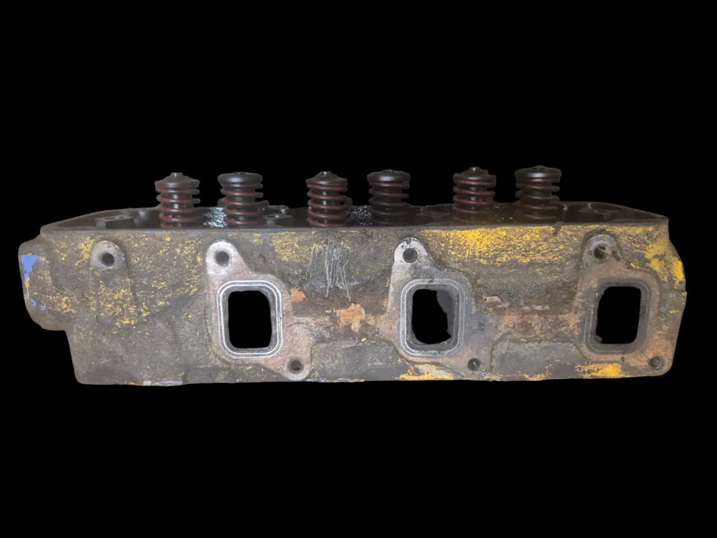 Cylinder Head D6NN6049A Ford 3400 3500 3550 4400 4410 4500