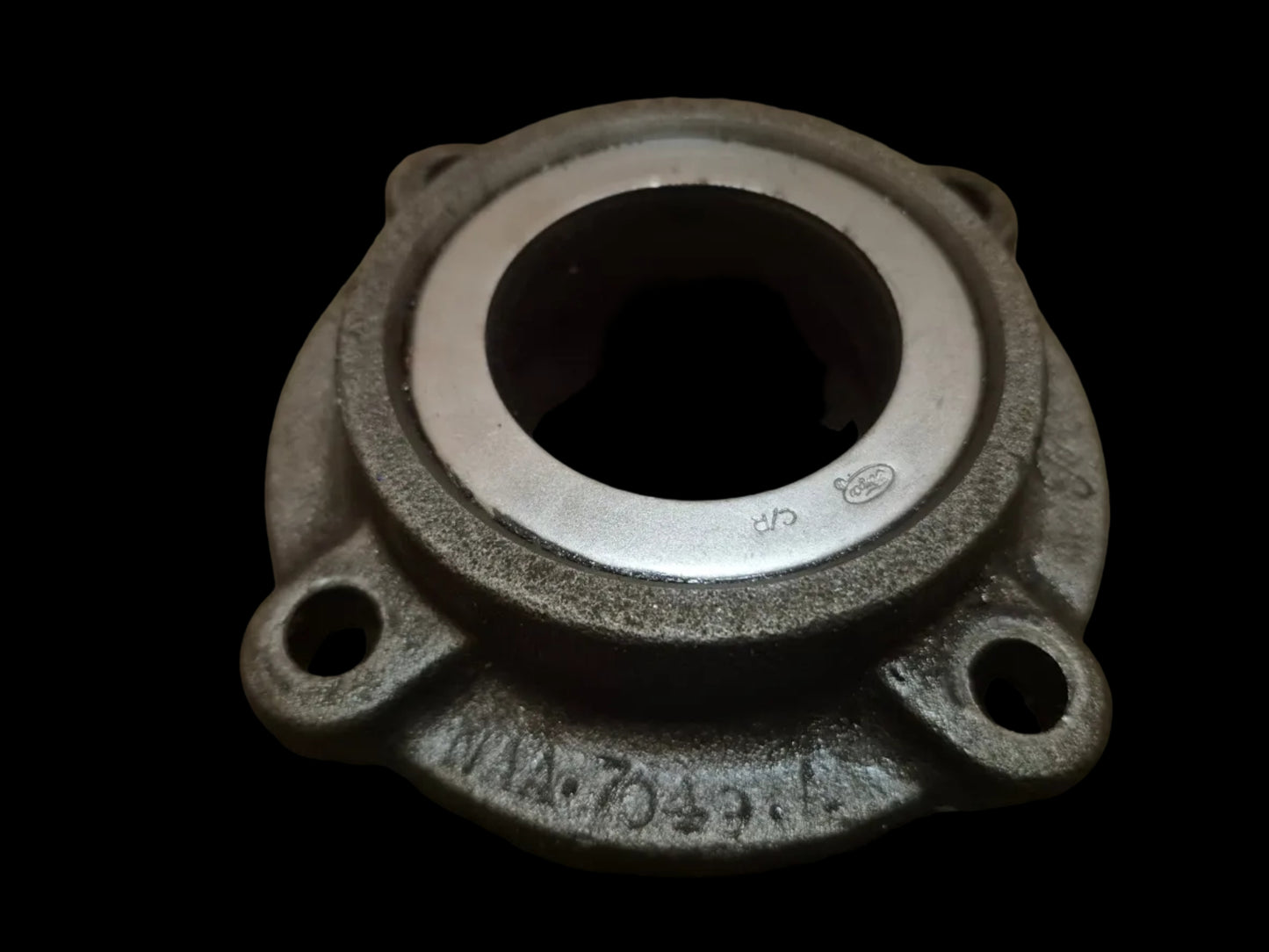 Output Shaft Bearing Housing NCA770884 Ford 1801 1821 1841 340 3400 3500 3550 4140 420 4400 4410 4500 450 455 532 535 540 545 550 555 655