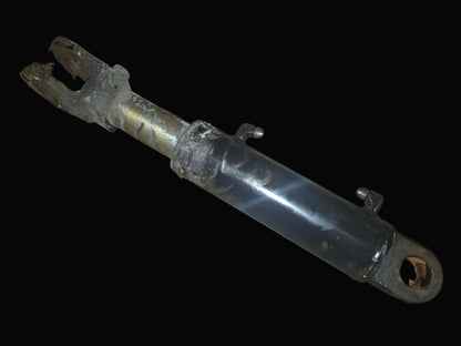 LH Tilt Cylinder 94405-00010 CAT DP40K