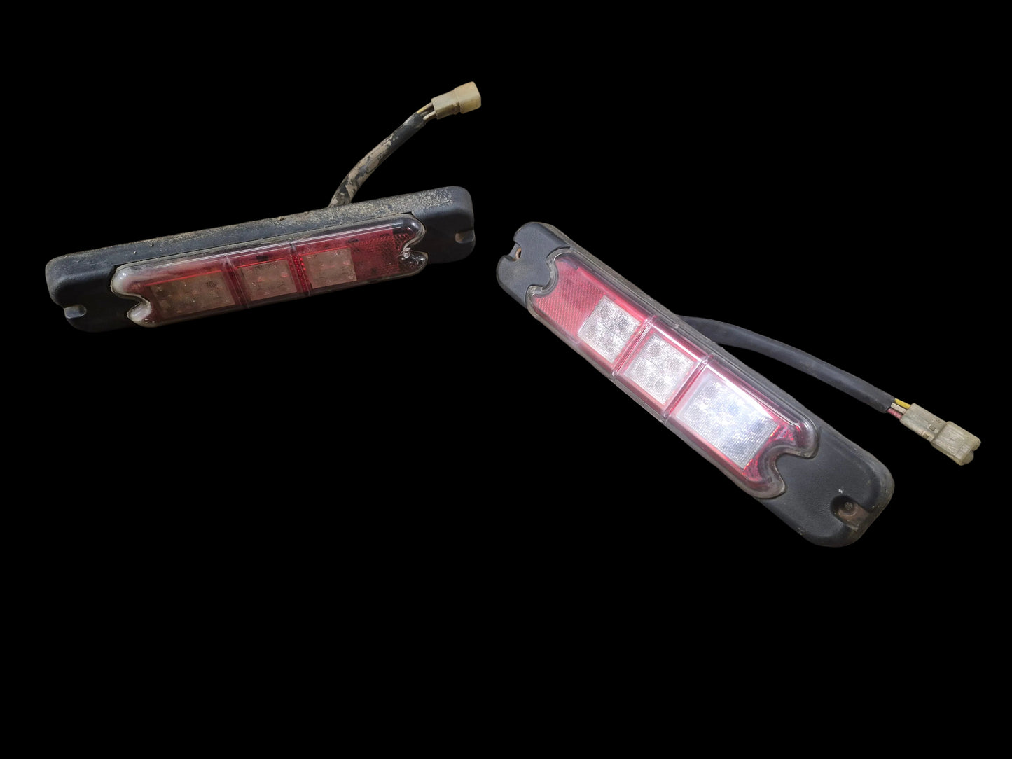 Rear Tail Lights 05153-08400 05153-08101 CAT DP40K