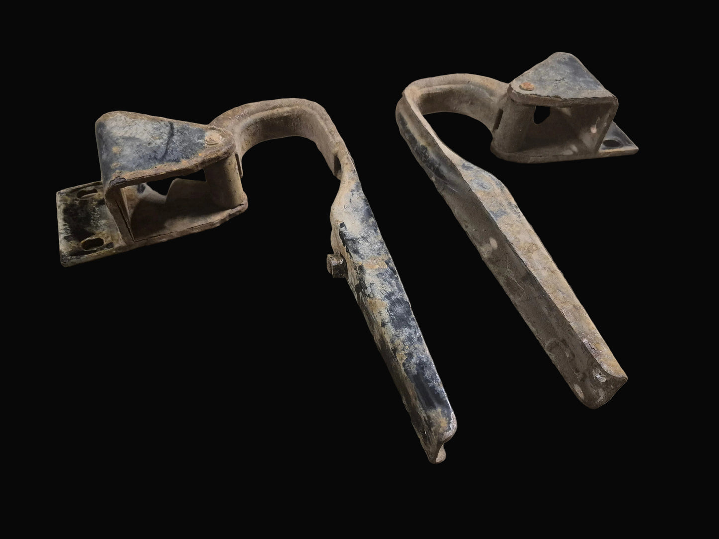 Engine Cover Hinges 91813-18600 91813-18700 91813-17100 CAT DP40K