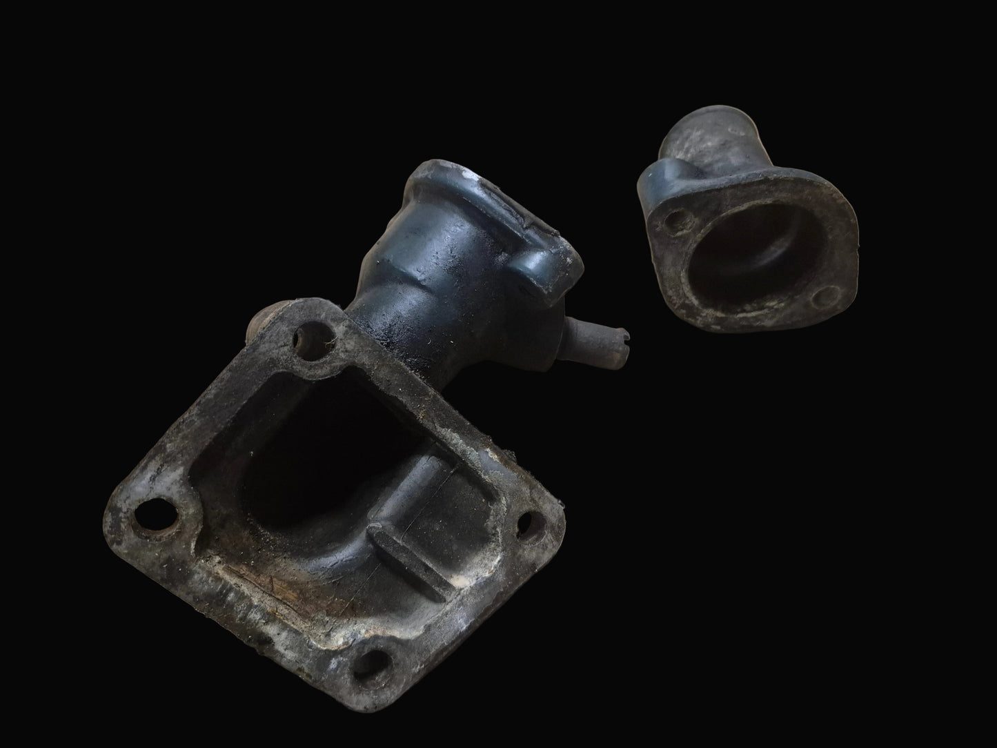 Thermostat Housing Kubota V1902 Engine