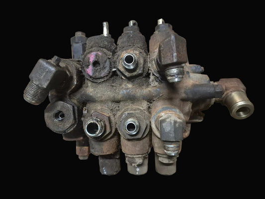 Hydraulic Valve 91873-20200 CAT DP40K Forklift