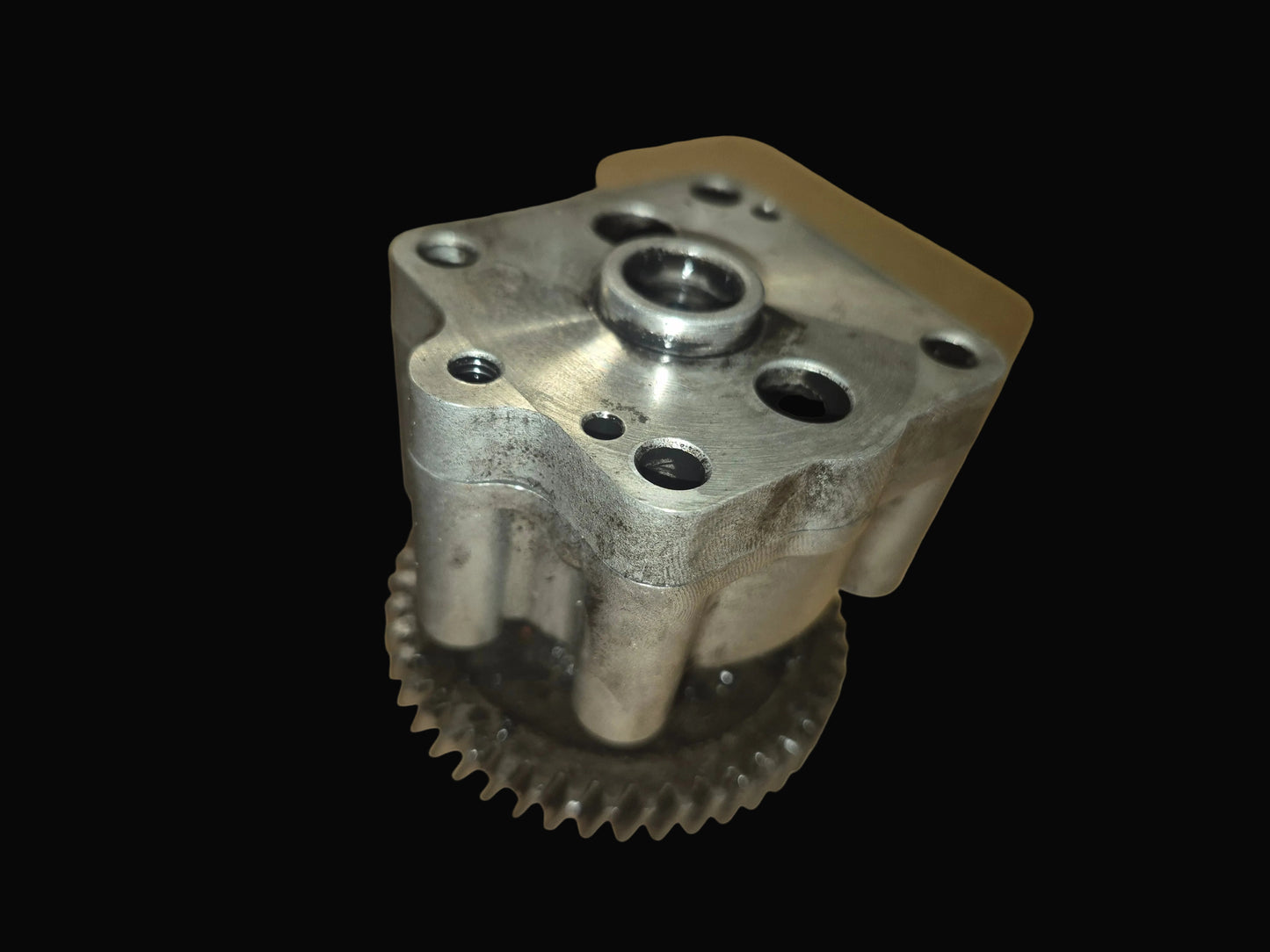 Oil Pump 15471-35010 19202-35660 Kubota V1902 Engine