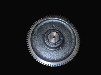 Idler Gear & Shaft 15521-24010 15221-24250 Kubota V1902 Engine