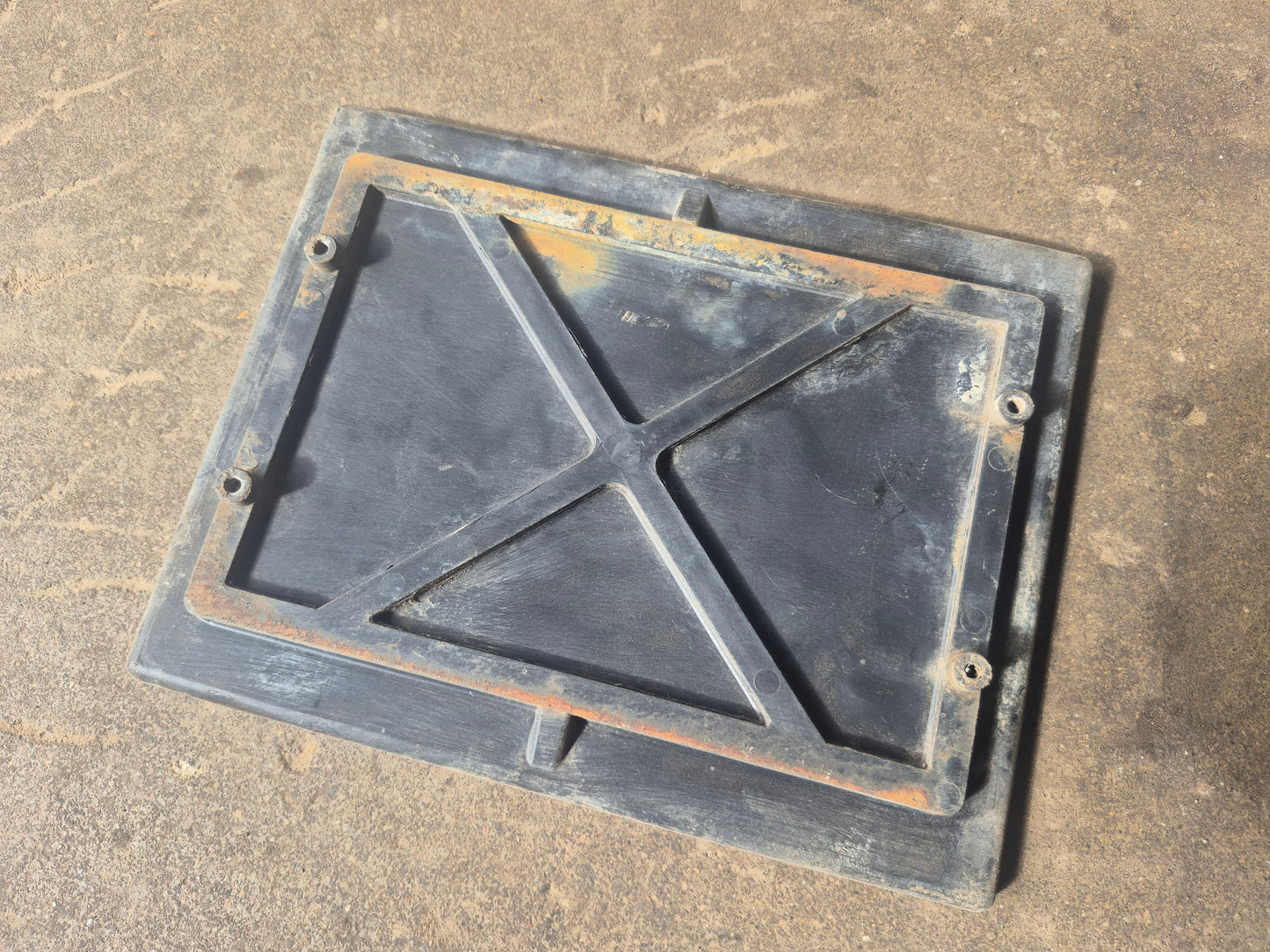 Battery Tray M89059 John Deere 265 Tractor