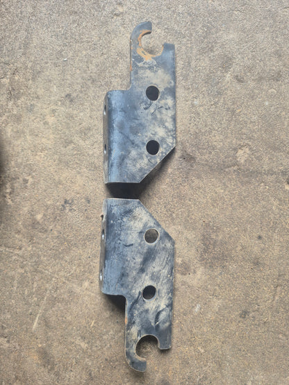 RH & LH Hood Bracket M92958 John Deere 265 Tractor
