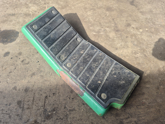 LH Foot Rest M70879 John Deere 265 Tractor