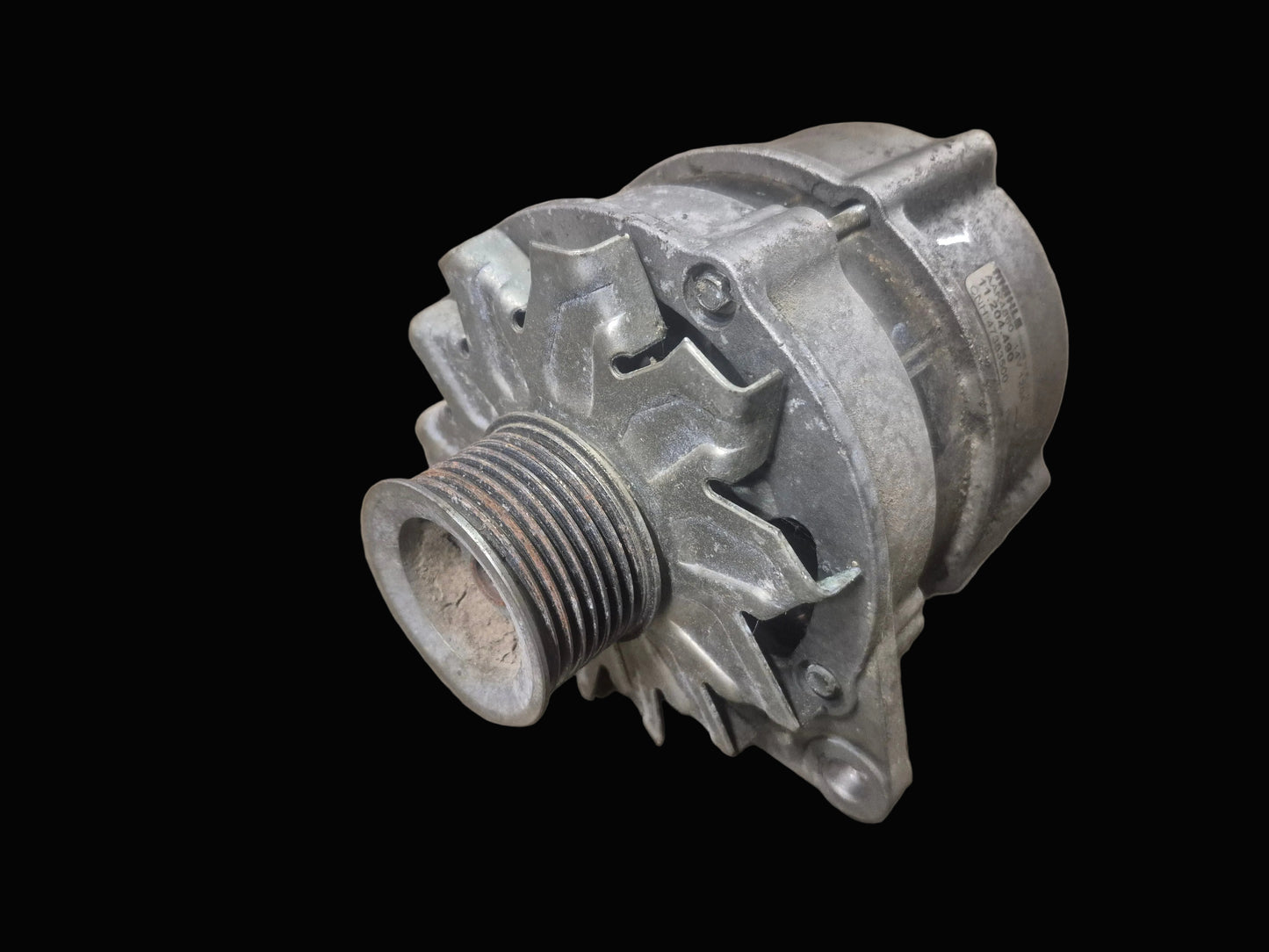 Alternator 47383500 New Holland POWERSTAR 65 75 90 T4.100 F/LP/V T4.105 V/F T4.110 F/V/LP T4.115 T4.120 T4.55 T4.65V T4.75V/F T4.80F/LP T4.80V T4.85F/V T4.90F T4.90LP T4.90V T4.95F/V T4020V T4030N/V T4040F/N/V T4050F/N/V T4060F/N