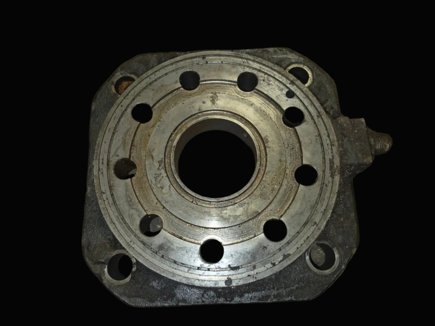 Drive Motor Housing 6668085 Eaton 1570003003 Bobcat 863