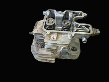 Cylinder Head AM109087 John Deere 265