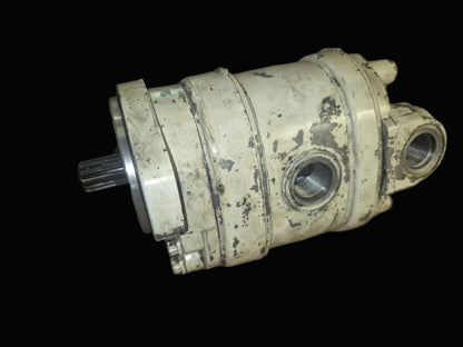 Hydraulic Pump 6698250 6651877 Bobcat 843 843B