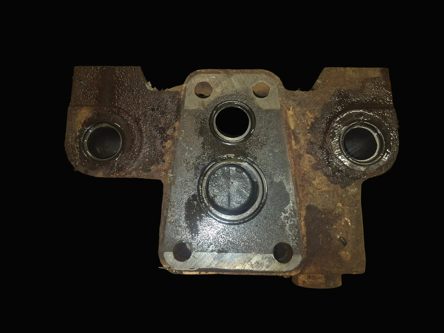 Hydraulic Manifold Inlet G33102 CASE 480D