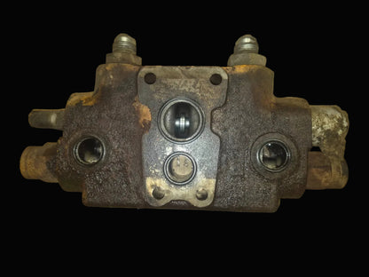 Dipper / Bucket Valve Section G103401 / G109513