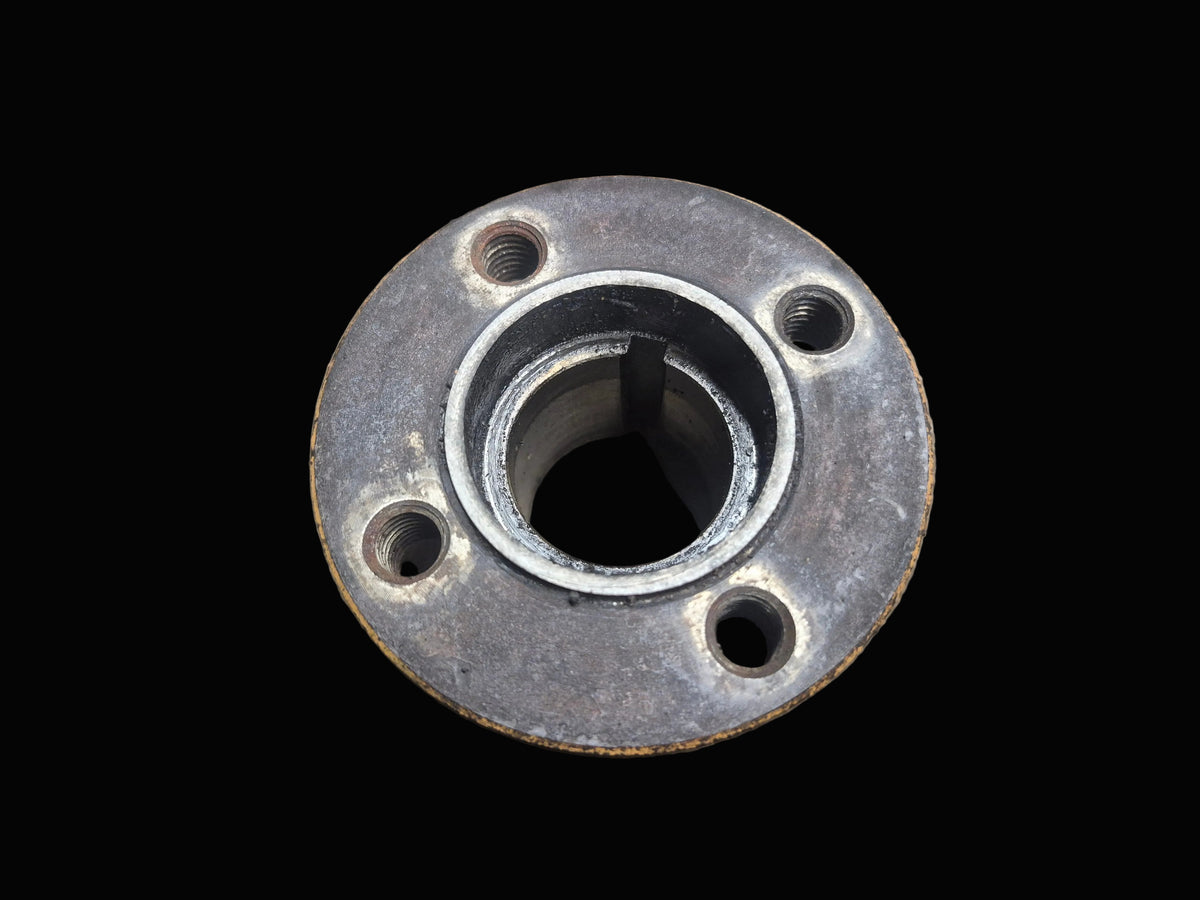 Crankshaft Pulley Hub A156746 CASE 1835 1835B 1845B 350B 450B 455B 480C 480D 480LL 580C 580D 580SD 584C 584D 585C 585D 586C 586D W11