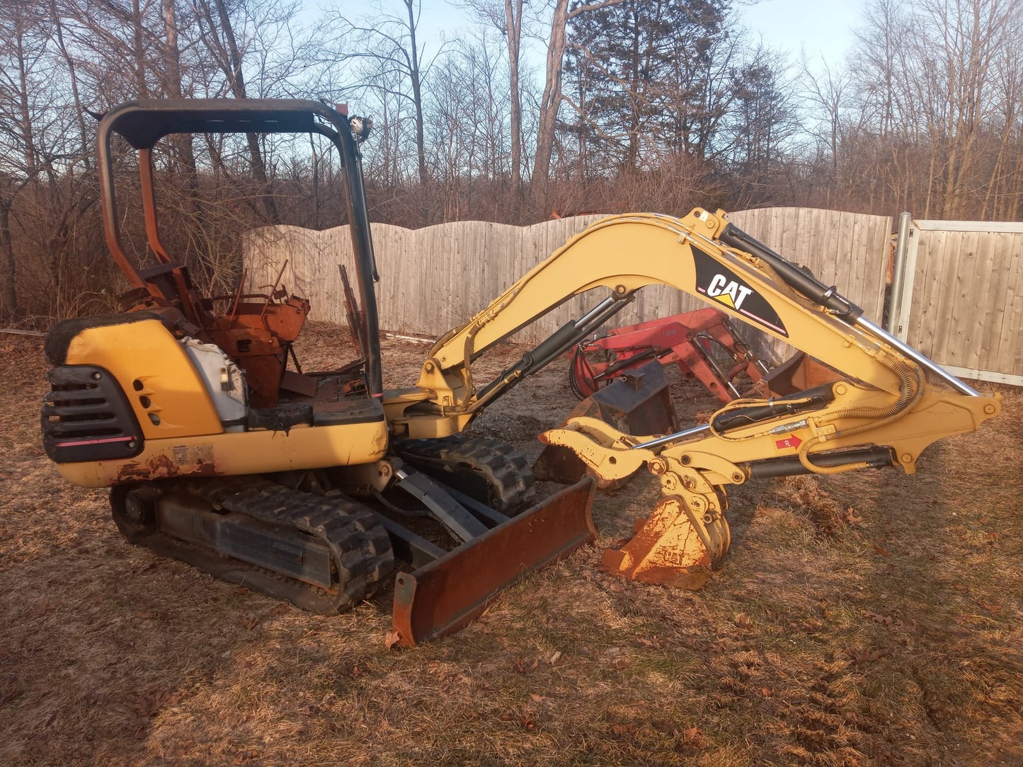 CAT 302.5 Mini Excavator - Dismantled For Parts