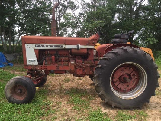 CASE IH 806 Tractor - Dismantled For Parts