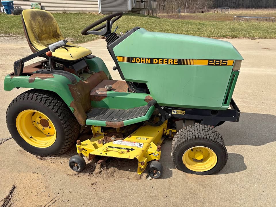 John Deere 265 Tractor - Dismantled For Parts